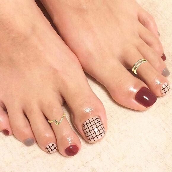 Yellow Gold Adjustable Open Toe Rings - Set of 12 - Picture 5 of 7